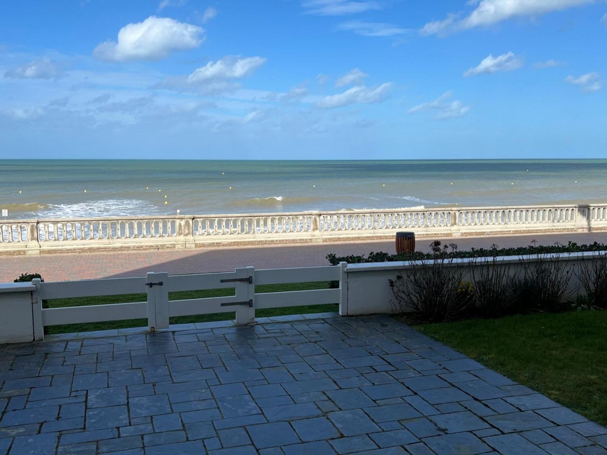 Studio Central A Cabourg Avec Balcon, Wifi Gratuit & Parking - Fr-1-487-372 Ngoại thất bức ảnh
